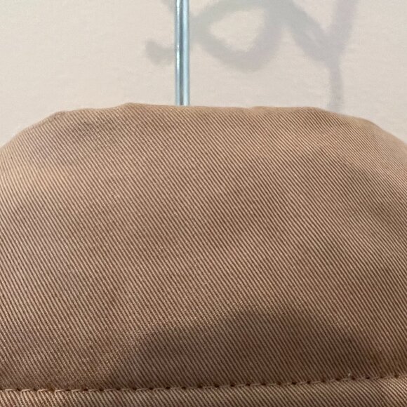 Burberry Sandringham Short Slim Trench - US 2 - AUTHENTICATED - Picture 11 of 15